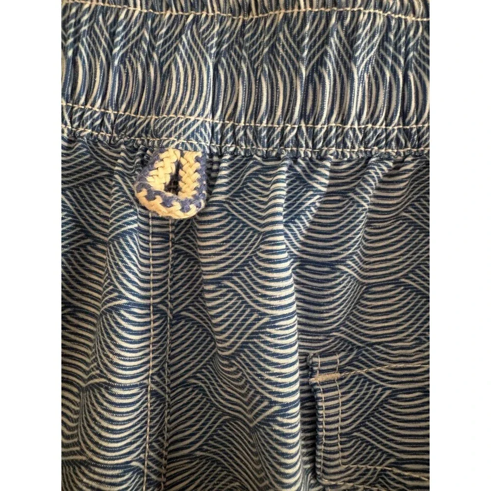 JOHNNIE-O men’s Jumbie Board Shorts medium aquatic motif swim trunks msrp $89